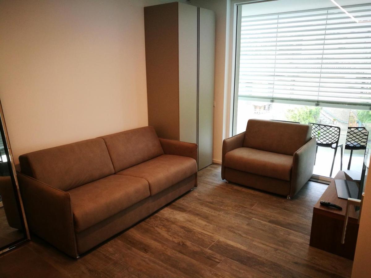 Suite Laura - Torri Del Benaco Bagian luar foto