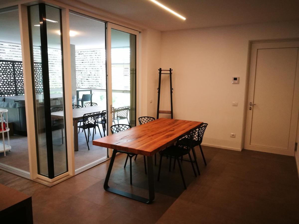 Suite Laura - Torri Del Benaco Bagian luar foto