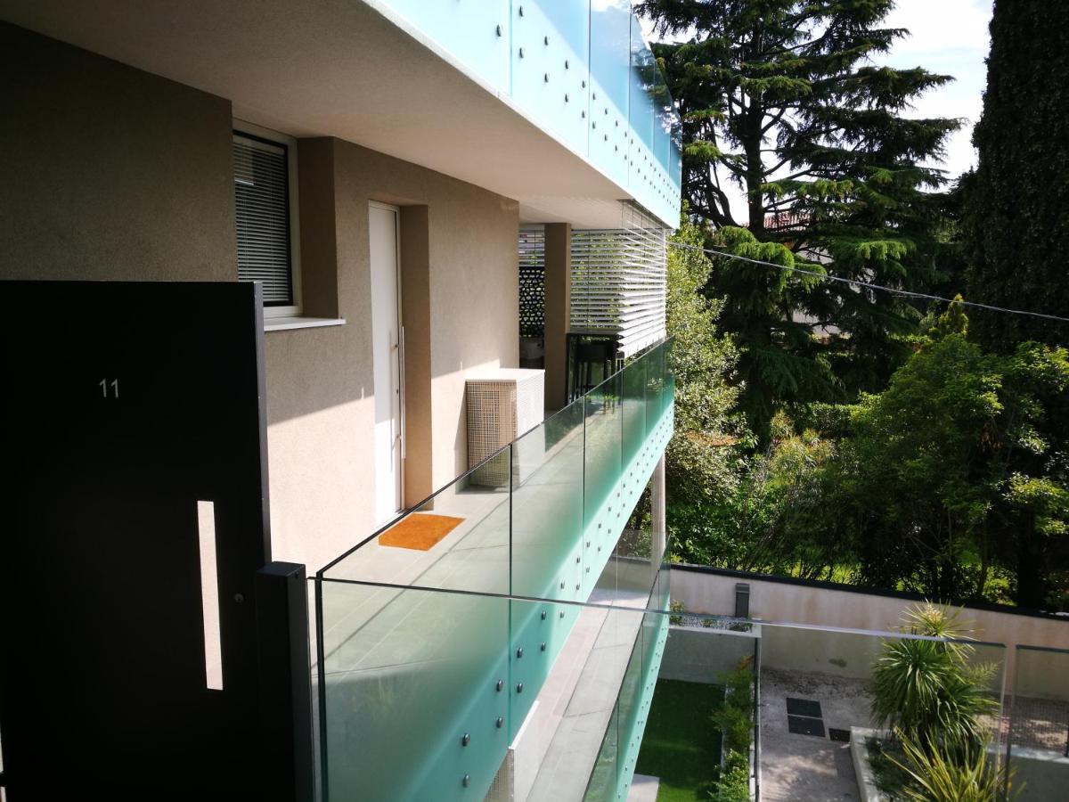 Suite Laura - Torri Del Benaco Bagian luar foto