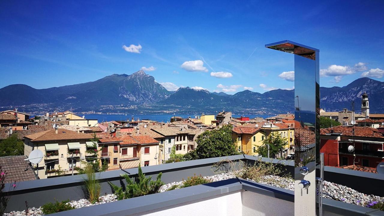 Suite Laura - Torri Del Benaco Bagian luar foto